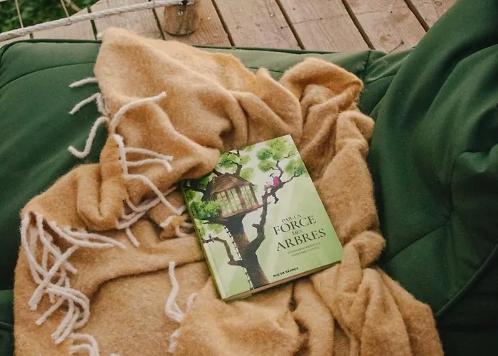 אוהל מפואר La Cabanoun, Perchee Vue Coudures